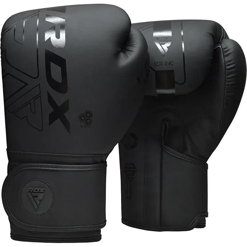 Rękawice bokserskie RDX F6 Kara w czarnym kolorze na packshocie